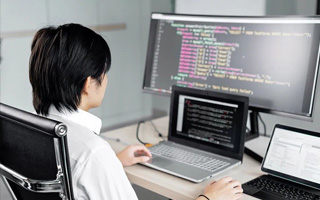 平邑 ,php声明和调用变量的符号是什么？